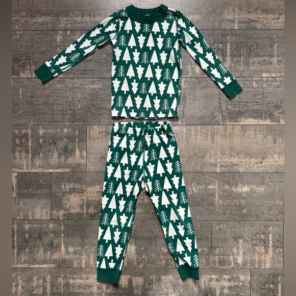 Hanna Andersson Holiday HannaJams Pajama Set - Picture 4 of 9
